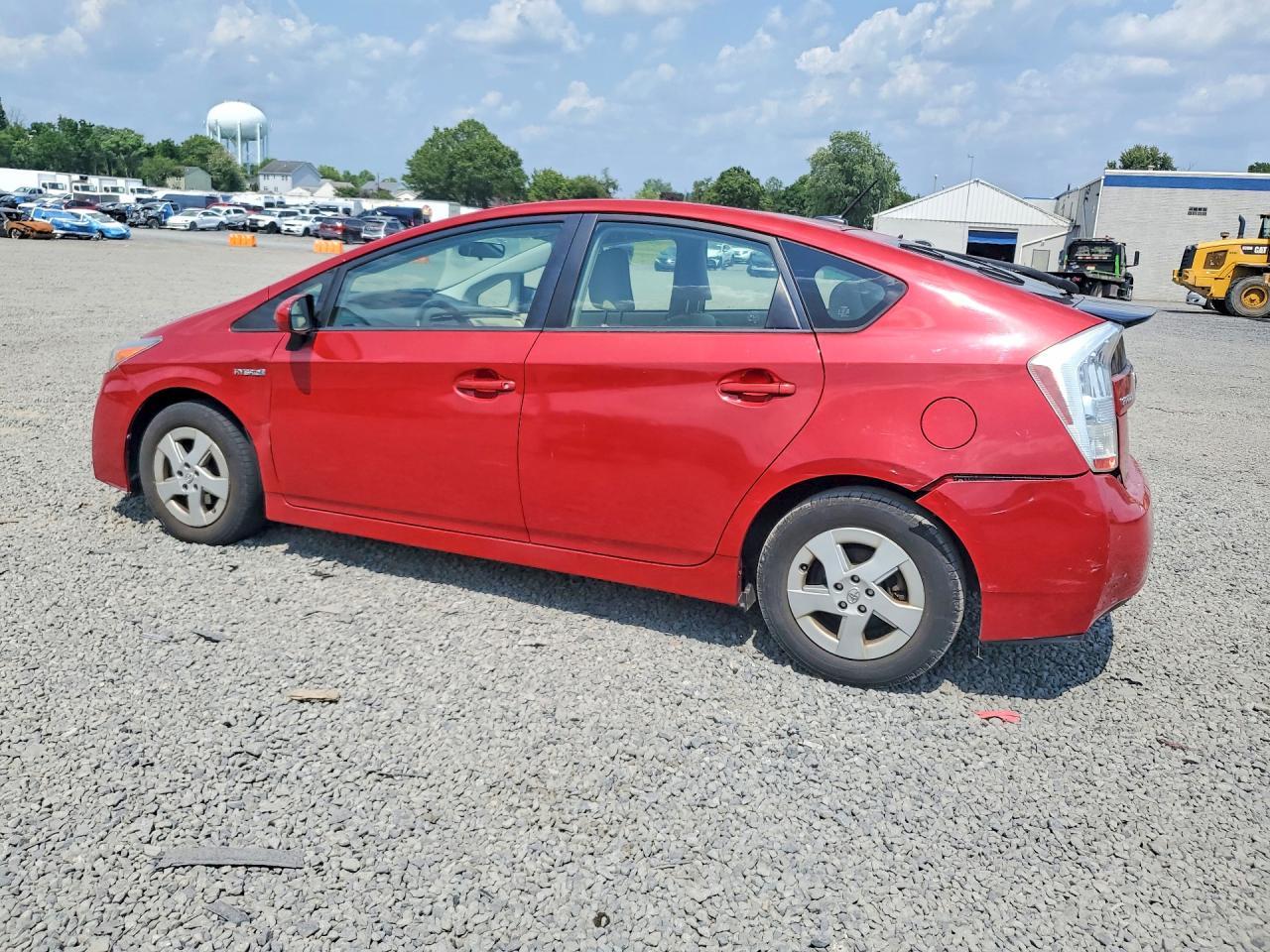 2010 Toyota Prius Iii - Фото 2