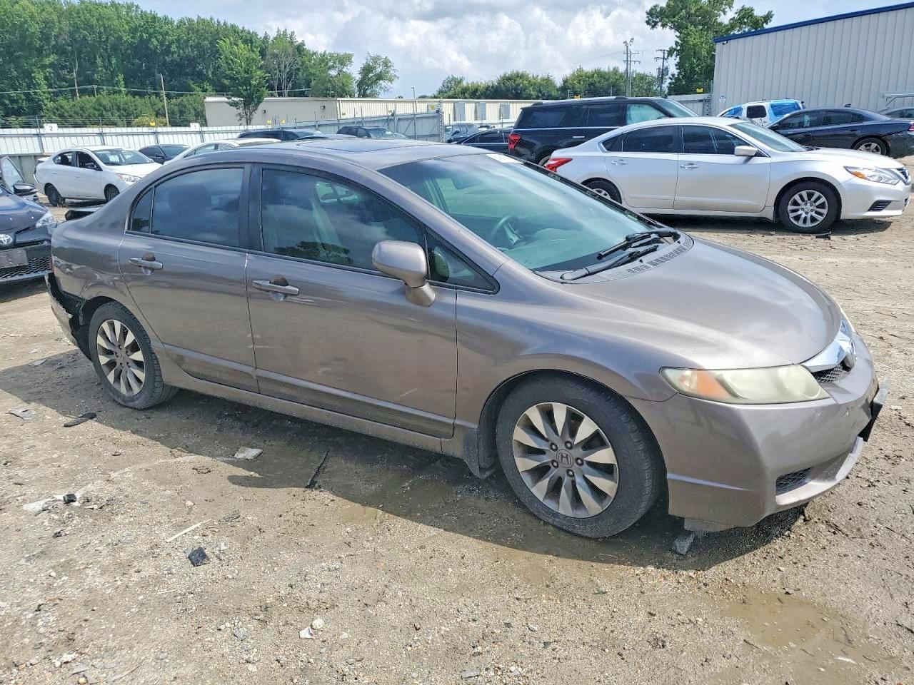 2011 Honda Civic Ex - Image 4
