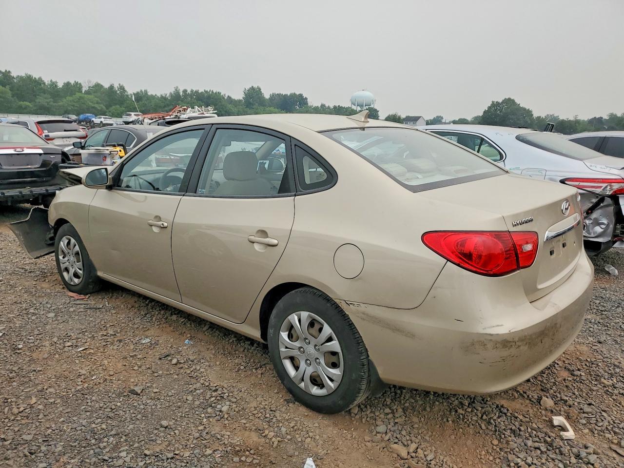 2010 Hyundai Elantra Gls - Image 2