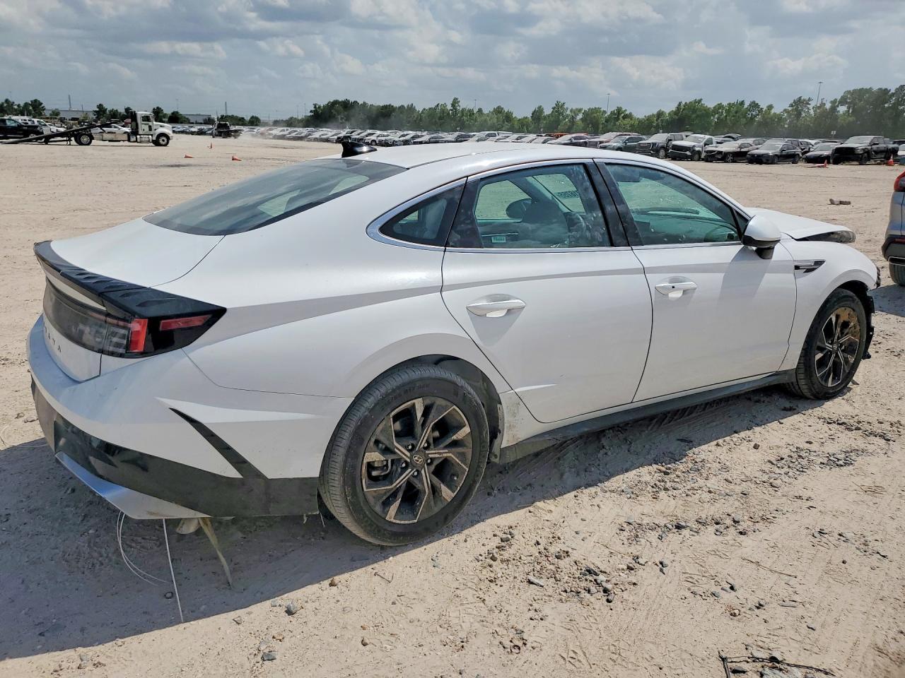 2025 Hyundai Sonata Sel - Фото 3