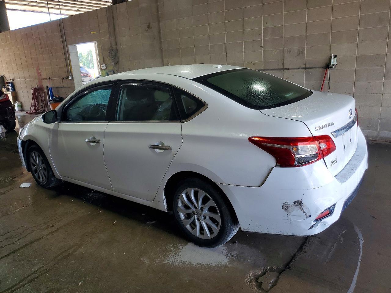 2018 Nissan Sentra Sv - Фото 2