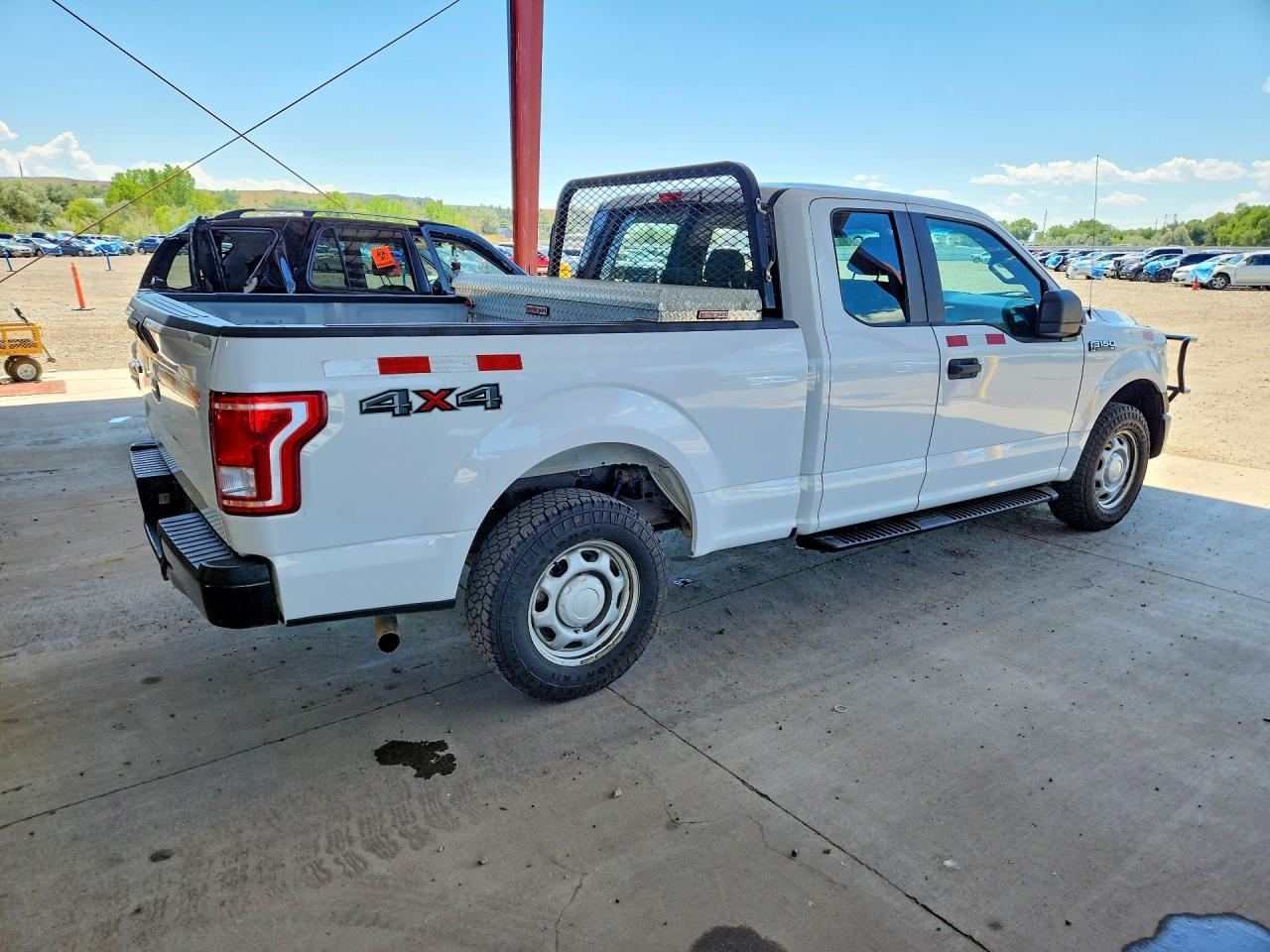 2017 Ford F150 Super Cab - Фото 3