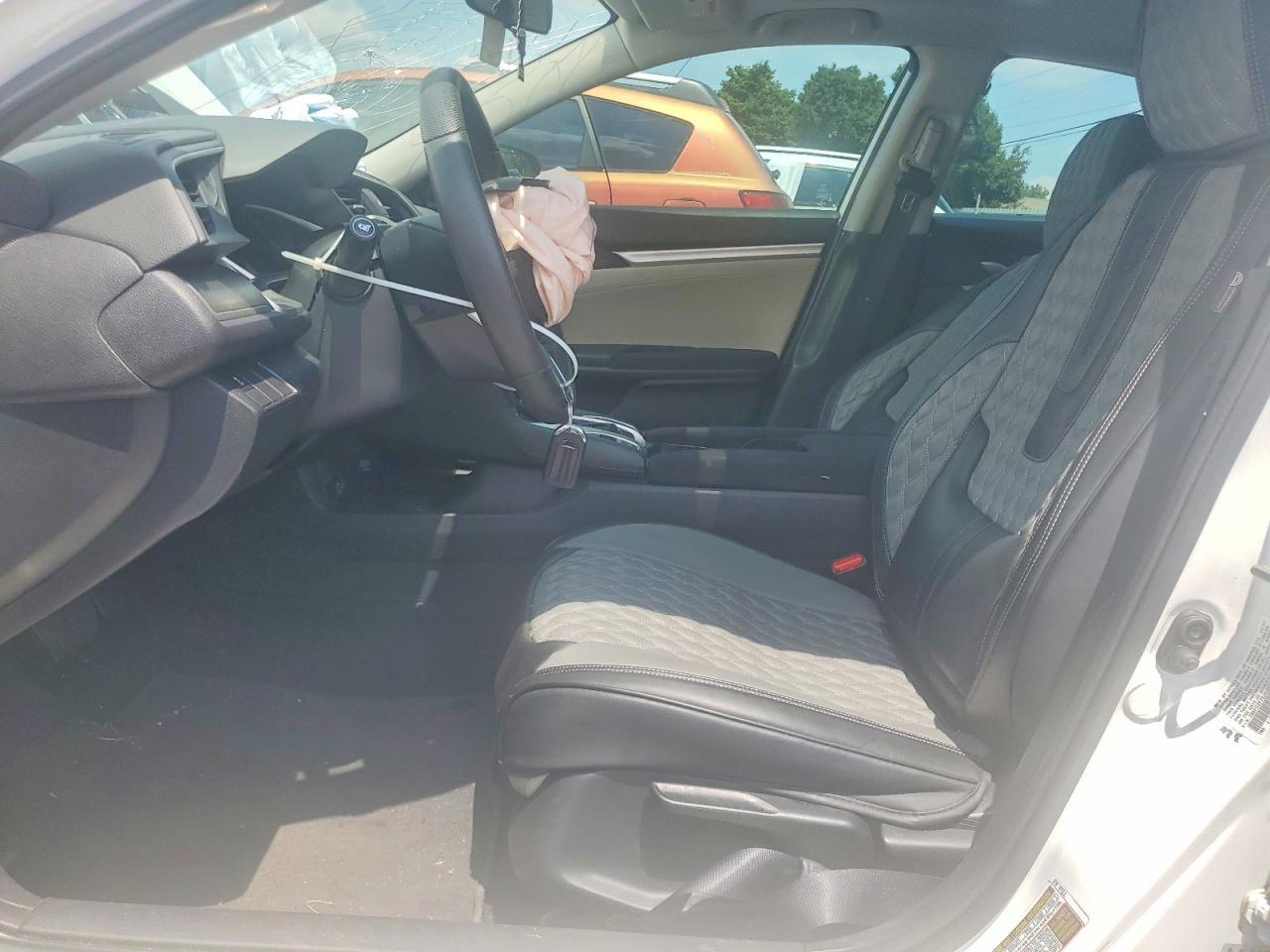 2018 Honda Civic Ex - Image 7