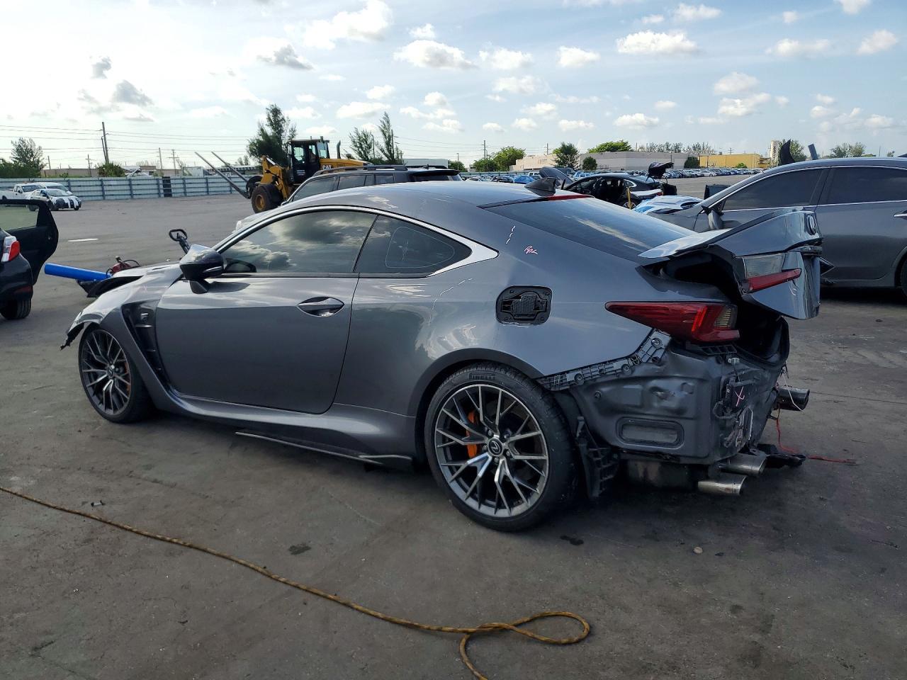 2017 Lexus Rc F Base - Фото 2