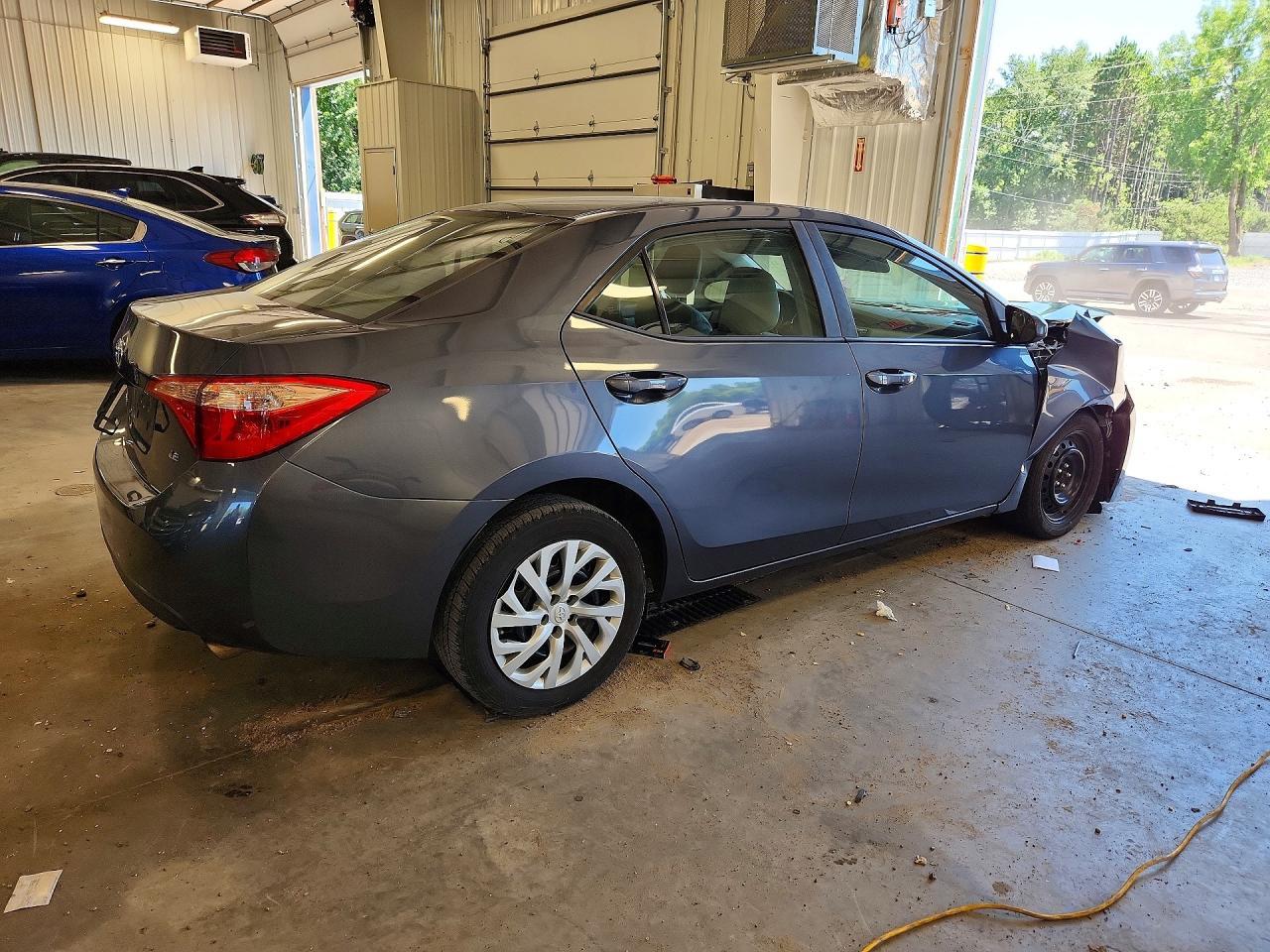 2018 Toyota Corolla Le - Image 3