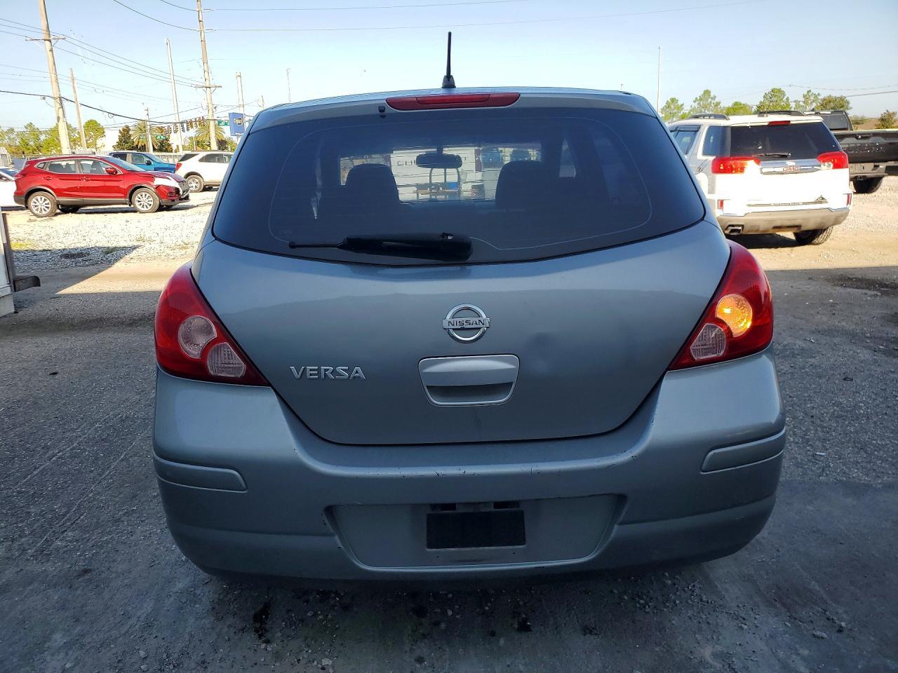 2008 Nissan Versa 1.8 S - Фото 6