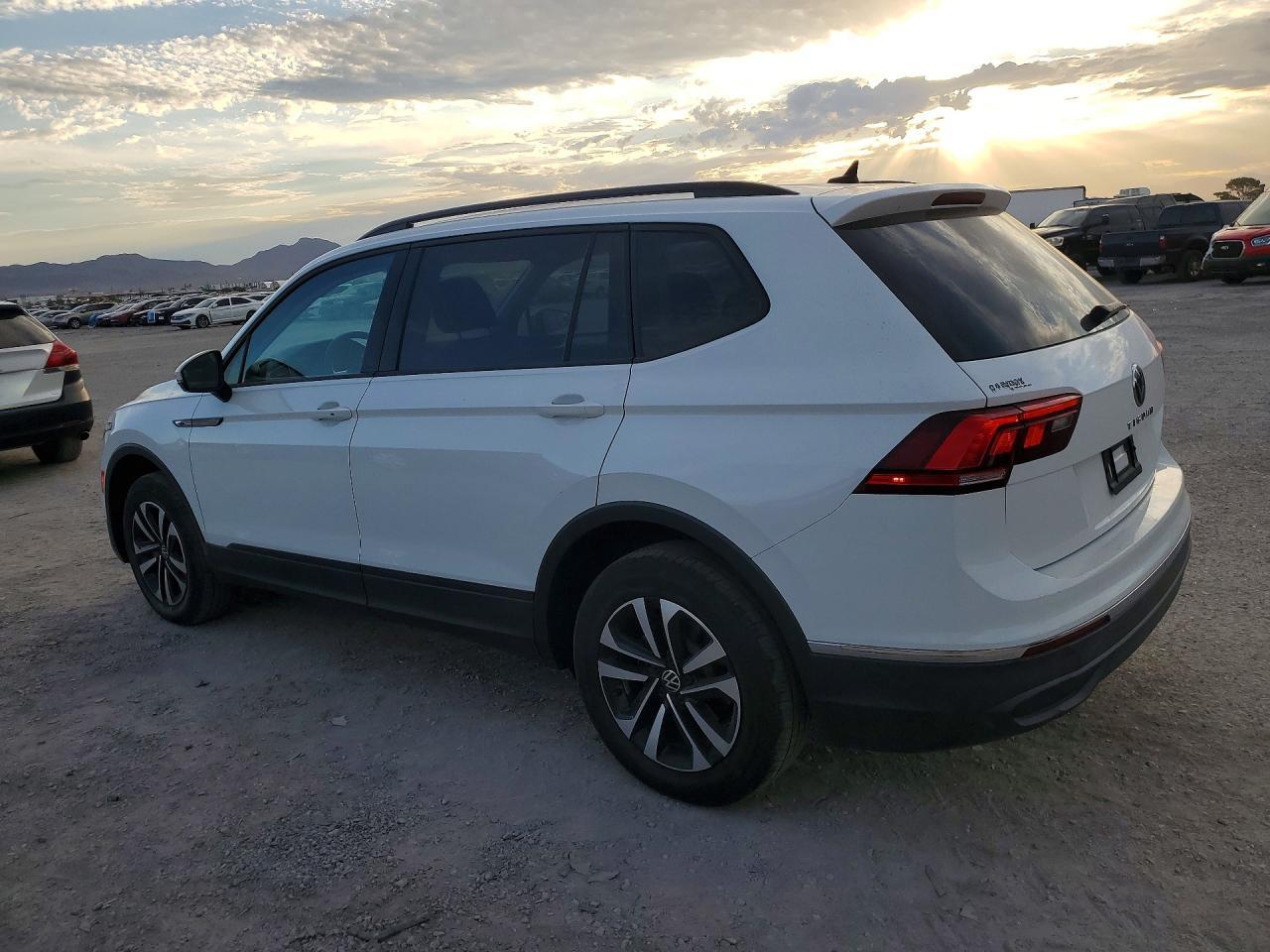 2022 Volkswagen Tiguan S - Image 2