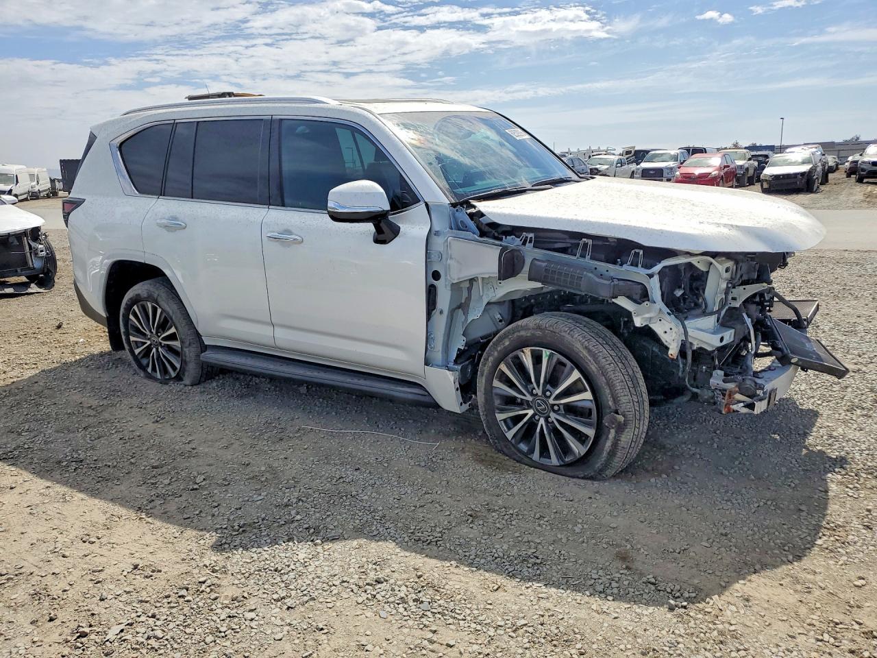 2024 Lexus Lx 600 Premium - Фото 4