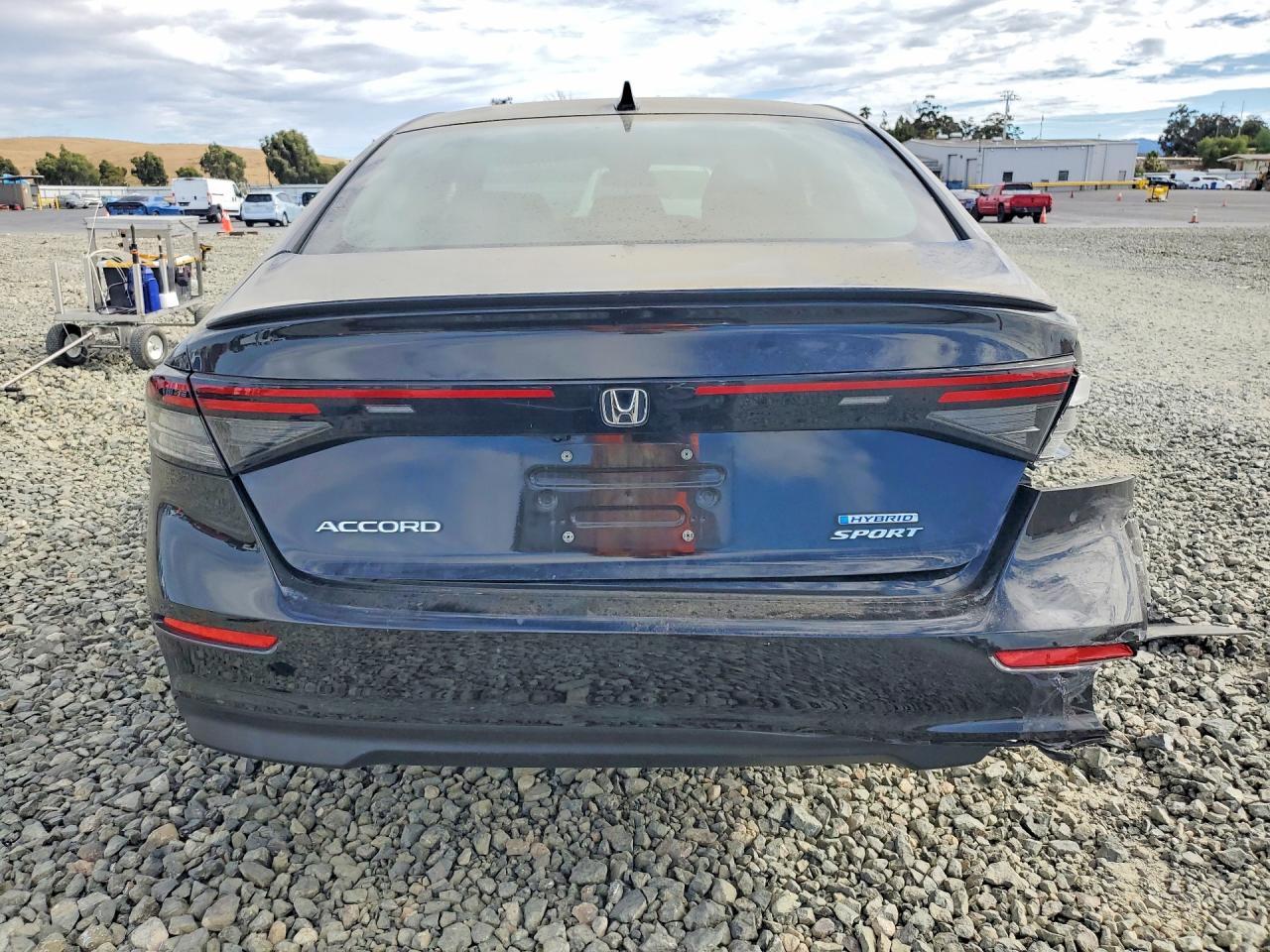 2024 Honda Accord Hybrid Sport - Image 6