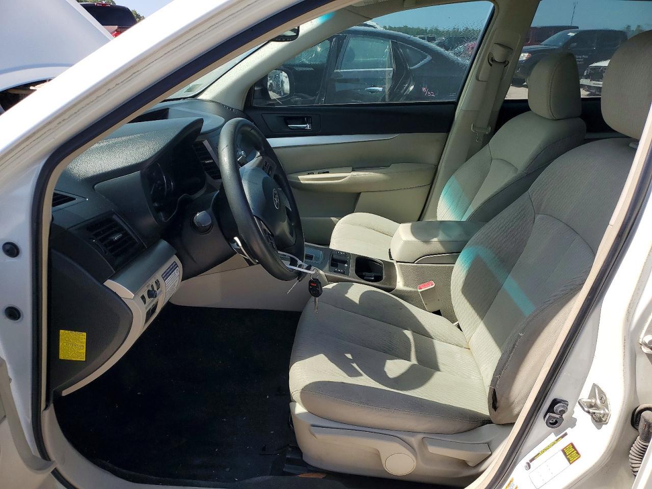 2012 Subaru Outback 2.5I - Image 7