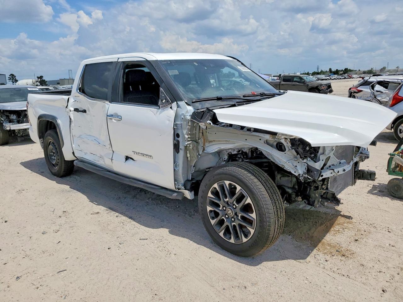 2026 Toyota Tundra Crewmax Limited - Фото 4