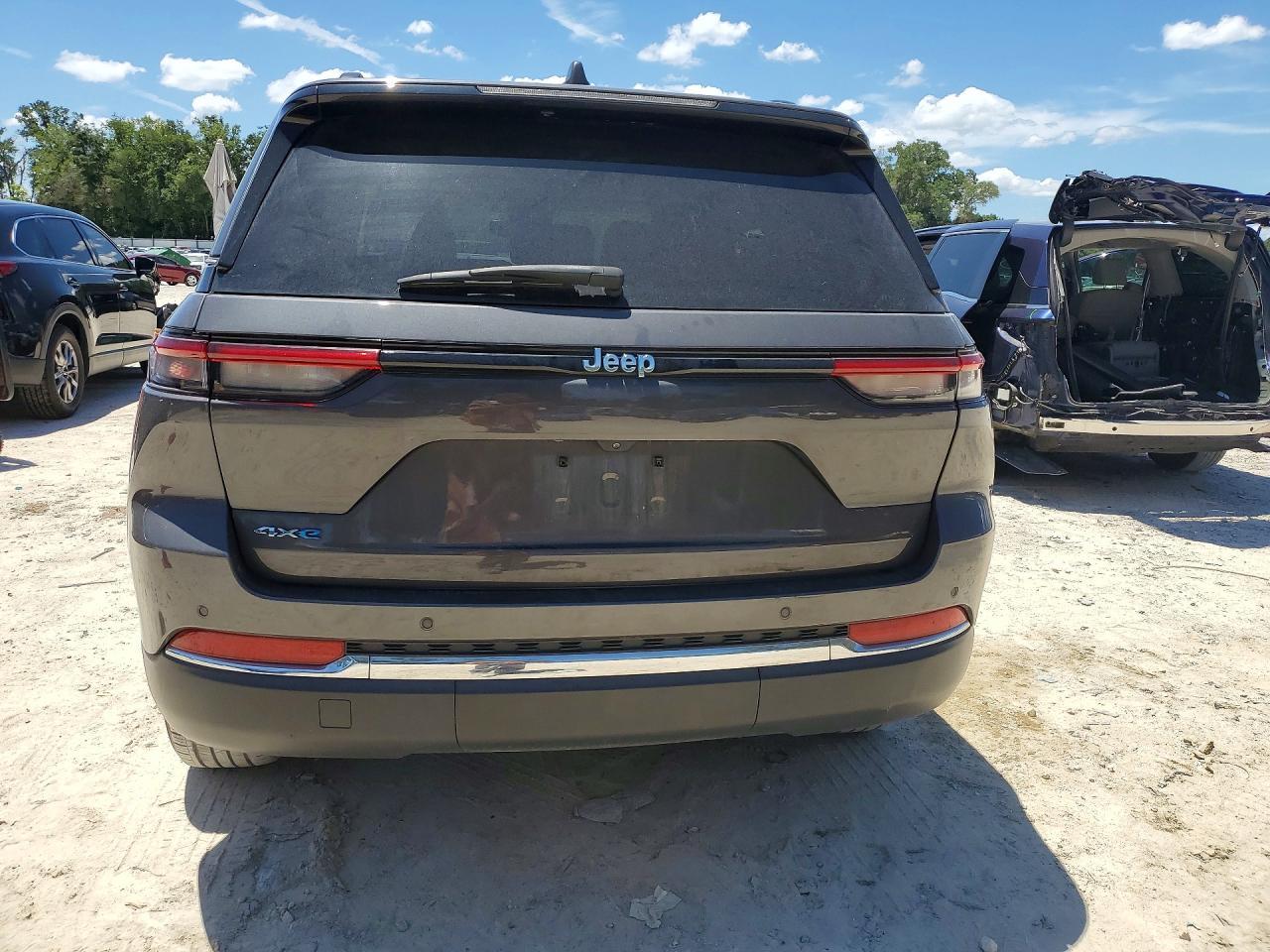 2024 Jeep Grand Cherokee Limited 4Xe - Image 6