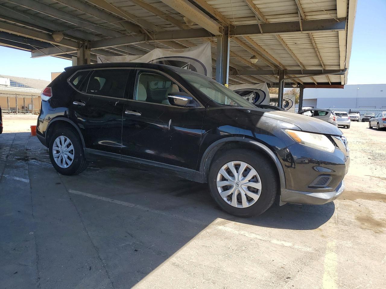 2015 Nissan Rogue S - Image 4