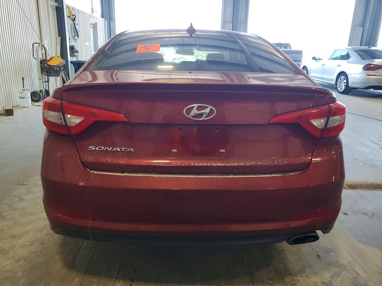 2015 Hyundai Sonata - Image 6