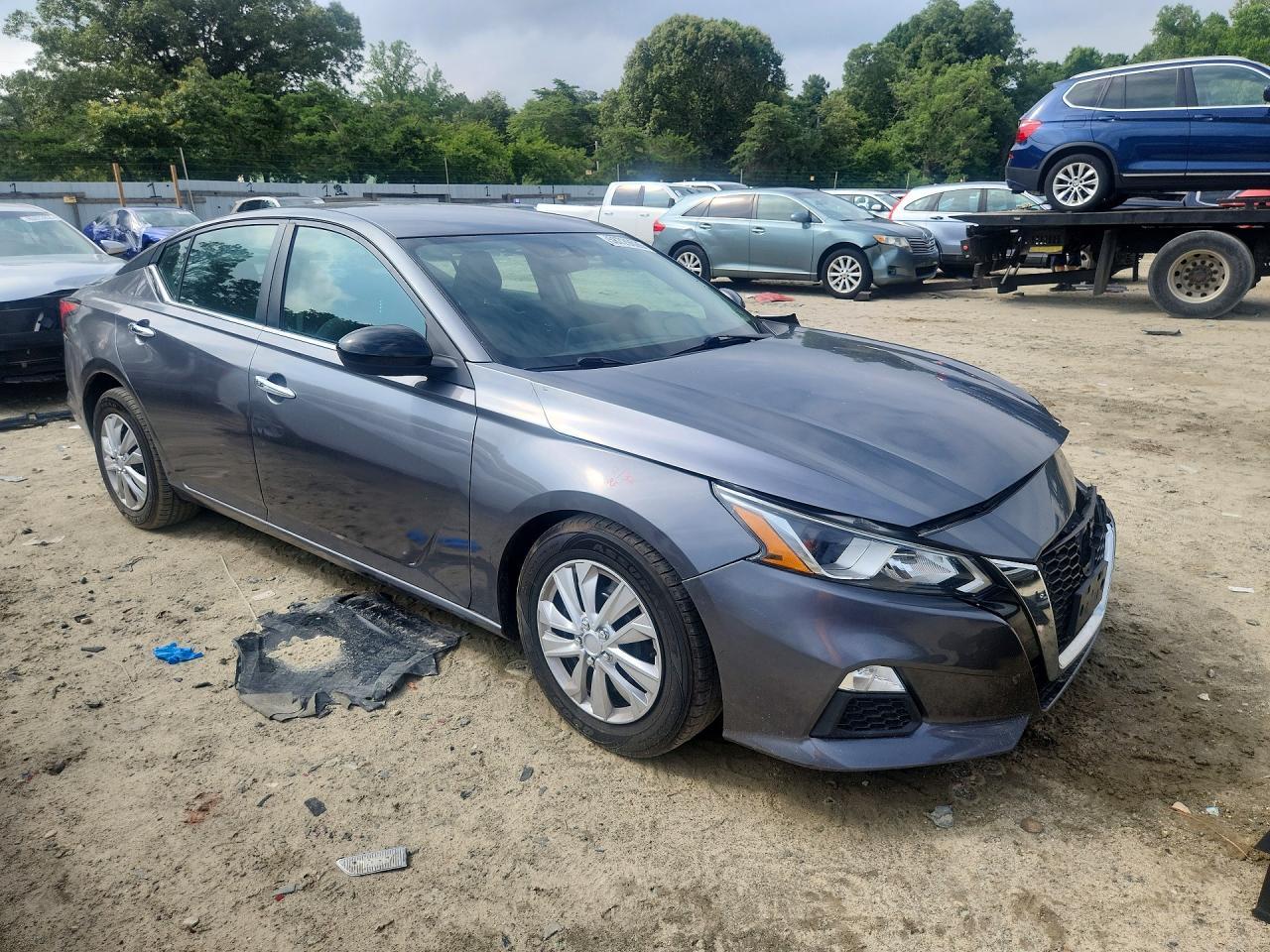 2020 Nissan Altima S - Фото 4