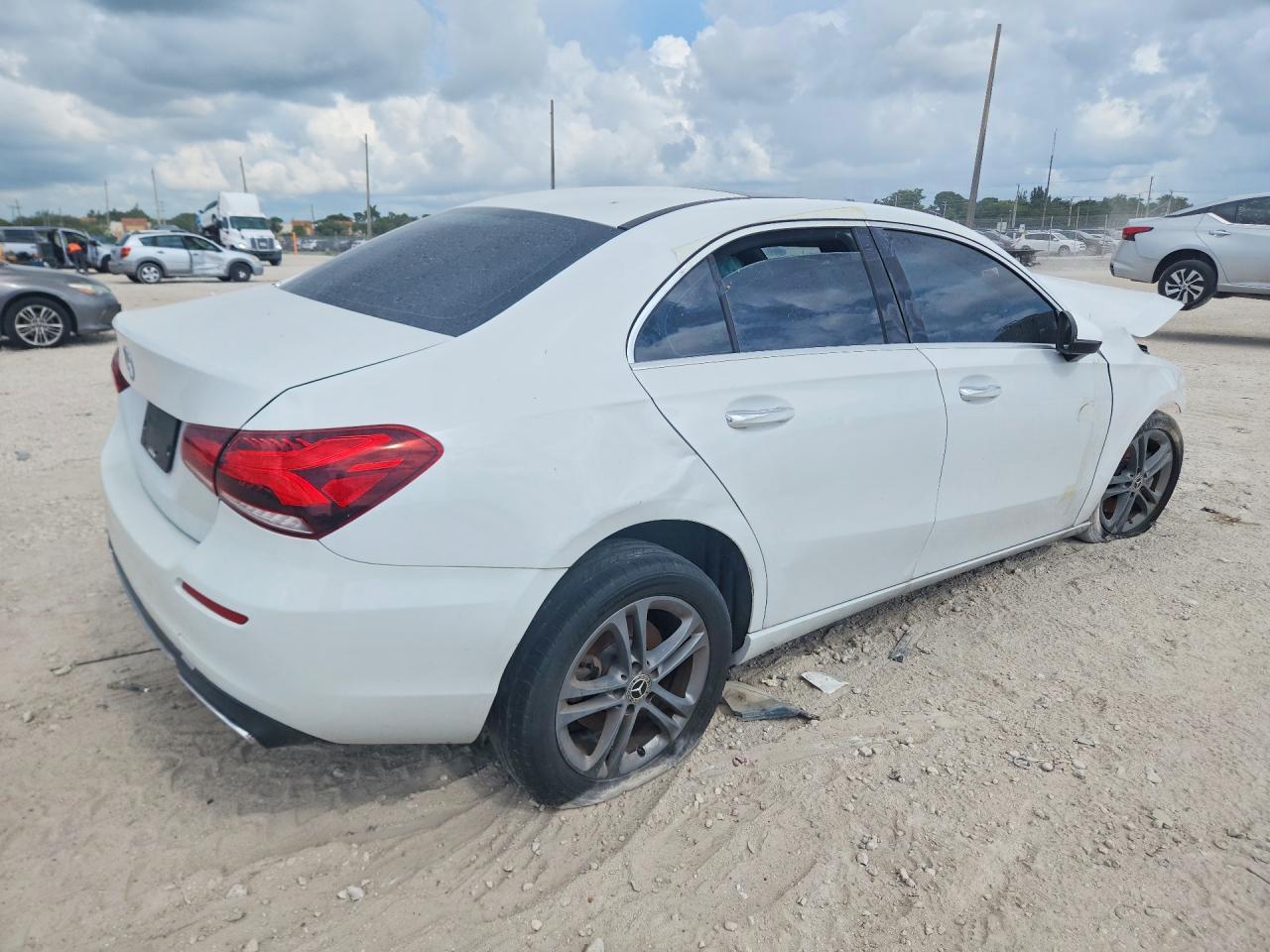 2020 Mercedes-Benz A 220 - Image 3