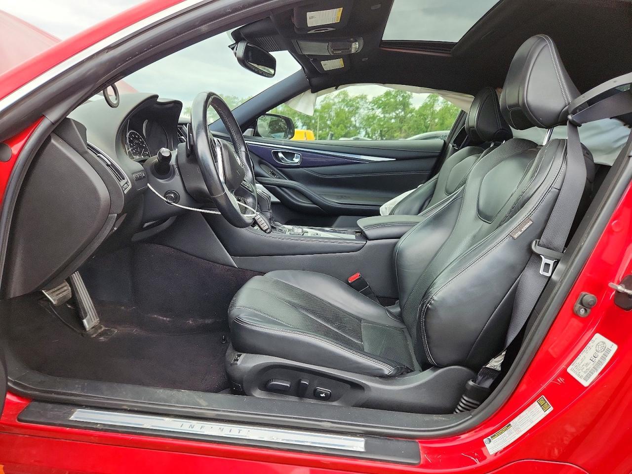 2017 Infiniti Q60 Red Sport 400 - Image 7