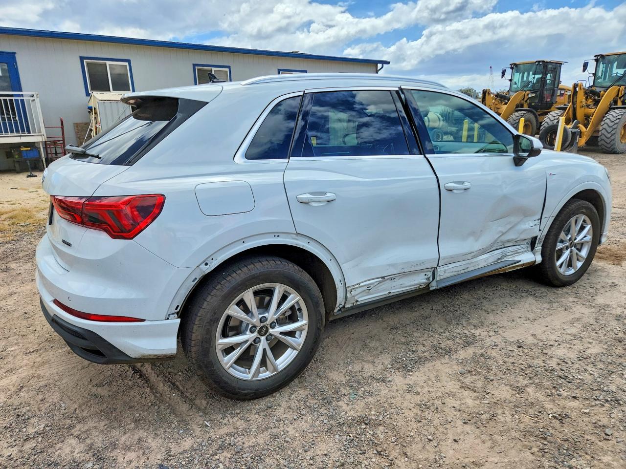 2024 Audi Q3 Premium Plus S Line 45 - Фото 3
