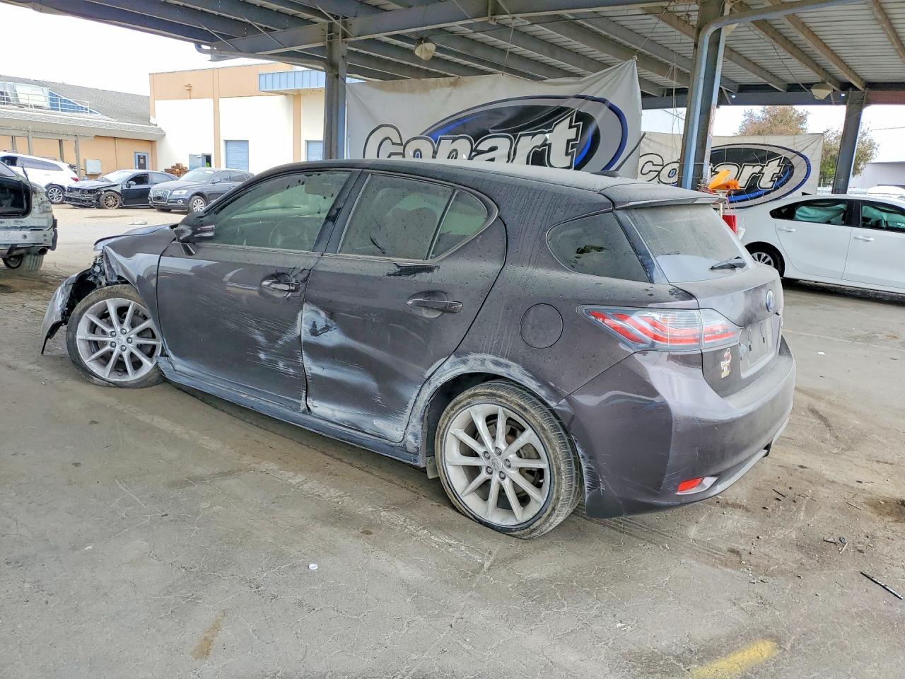 2013 Lexus Ct 200 - Фото 2