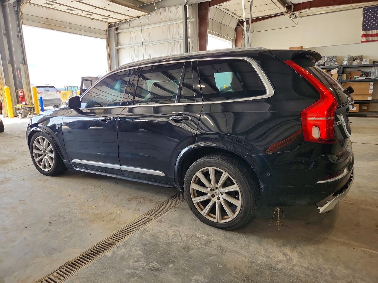 2016 Volvo Xc90 T6 - Image 2