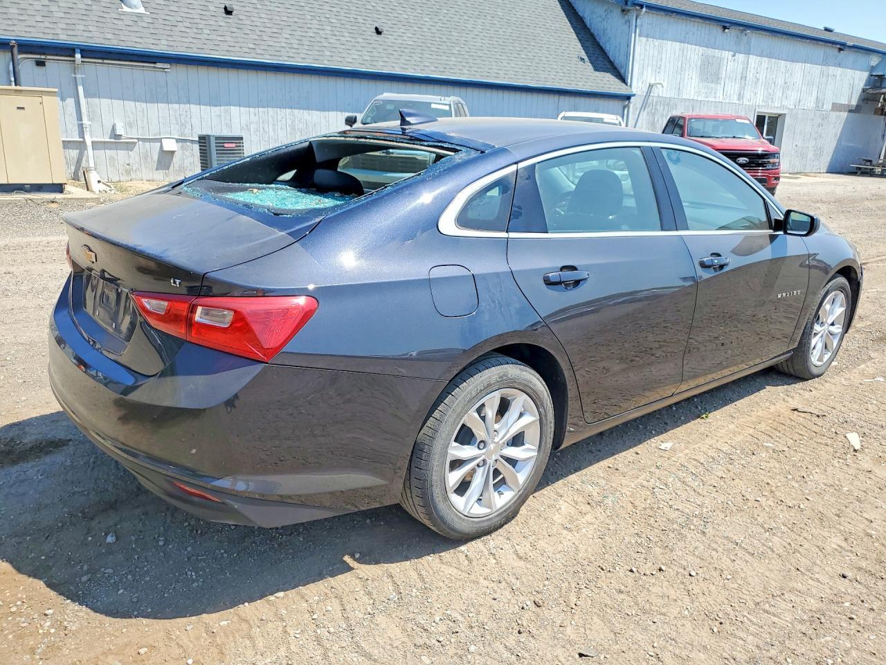 2023 Chevrolet Malibu Lt - Image 3
