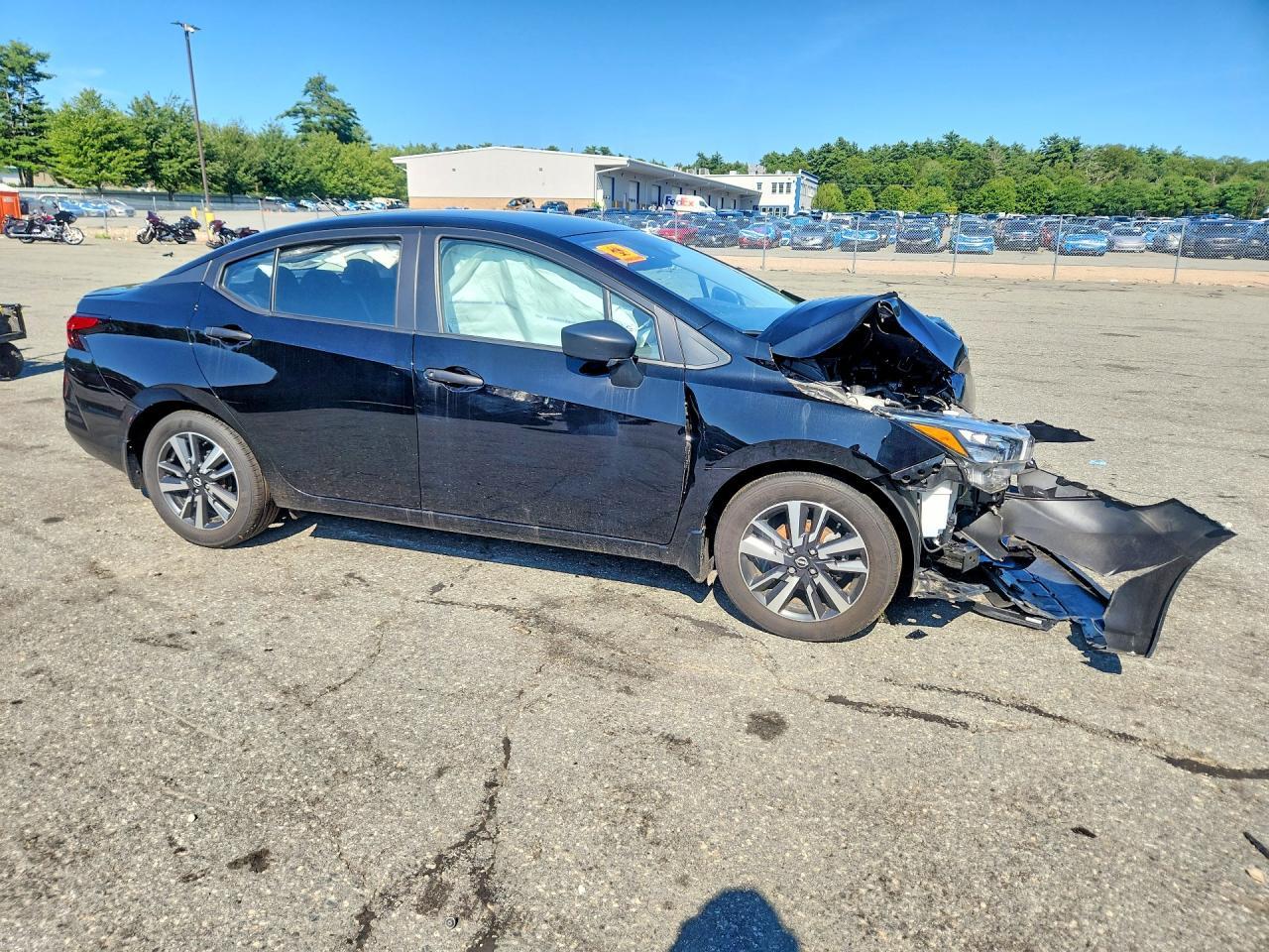 2025 Nissan Versa S - Фото 4