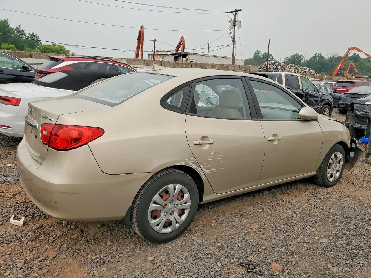 2010 Hyundai Elantra Gls - Image 3