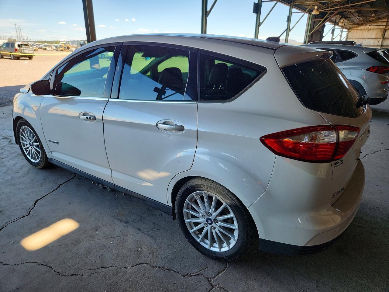 2015 Ford C-Max Sel - Фото 2