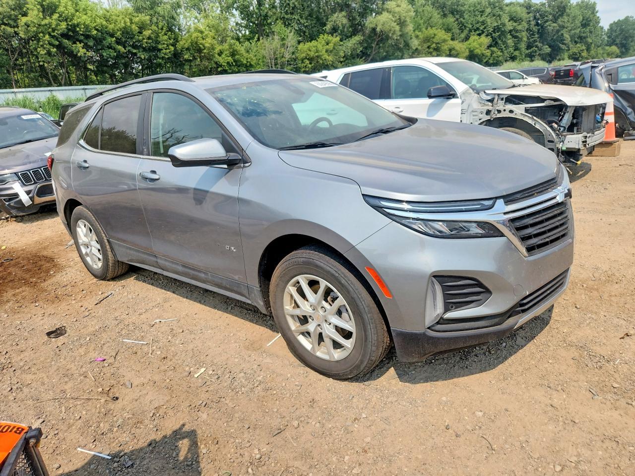 2023 Chevrolet Equinox Lt - Image 4