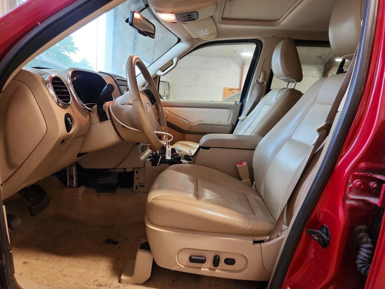 2010 Ford Explorer Xlt - Фото 7