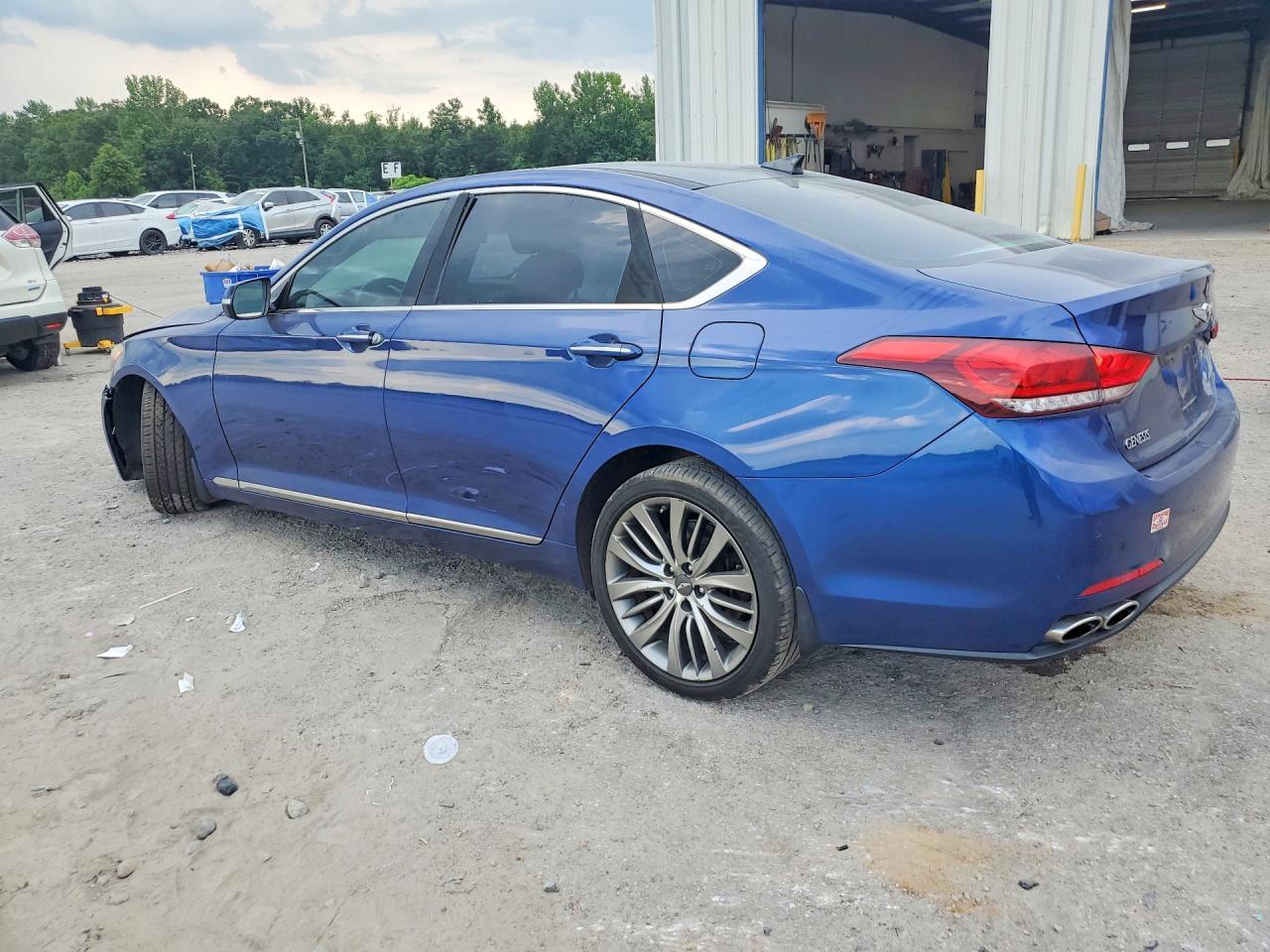 2015 Hyundai Genesis 5.0L - Фото 2