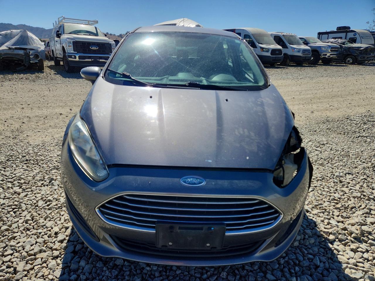 2014 Ford Fiesta Se - Image 5
