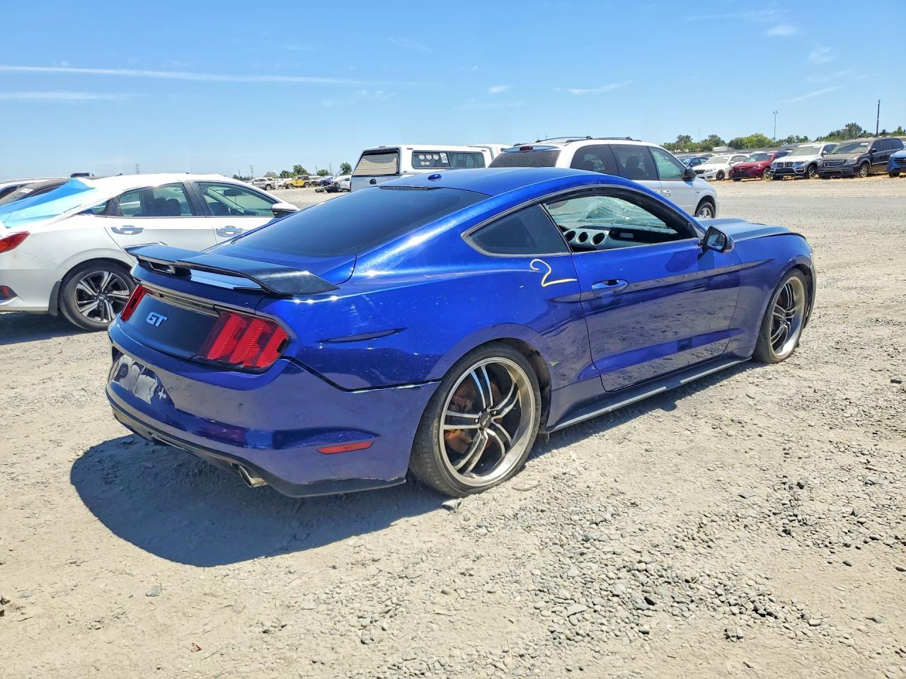 2016 Ford Mustang Gt - Фото 3