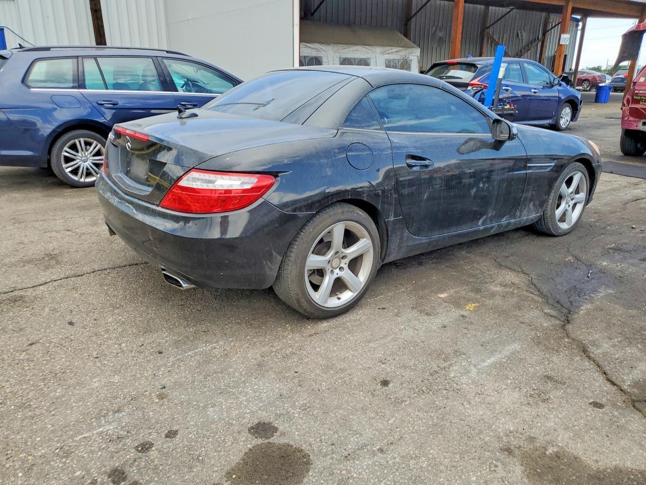2014 Mercedes-Benz Slk 250 - Image 3