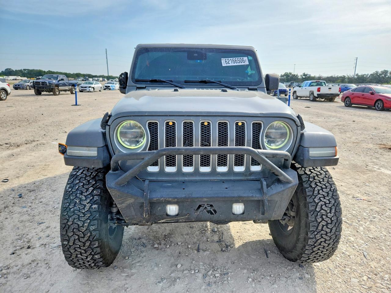 2020 Jeep Wrangler Unlimited Sahara - Фото 5