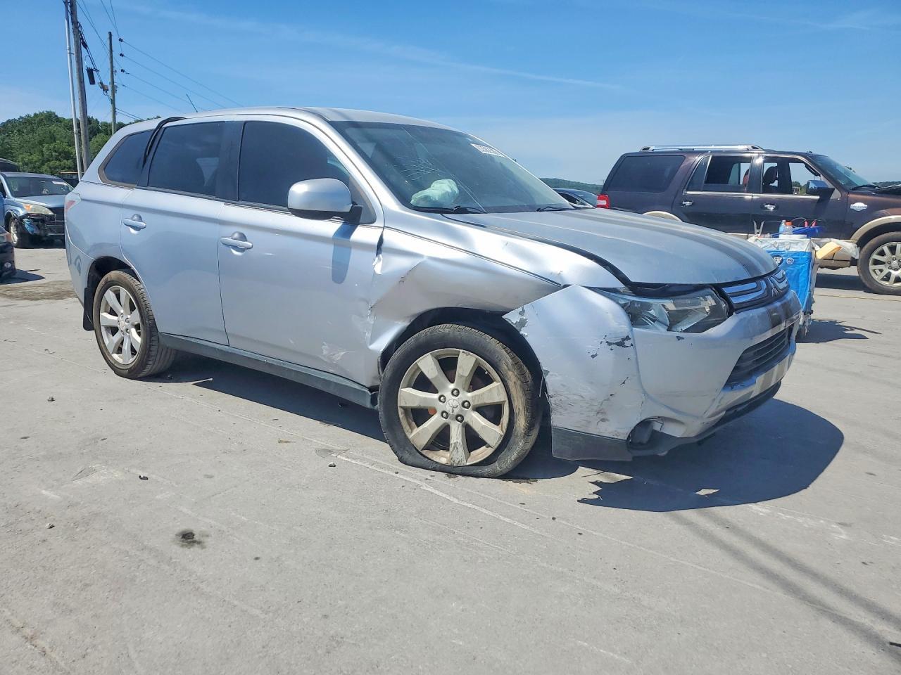 2014 Mitsubishi Outlander Es - Фото 4
