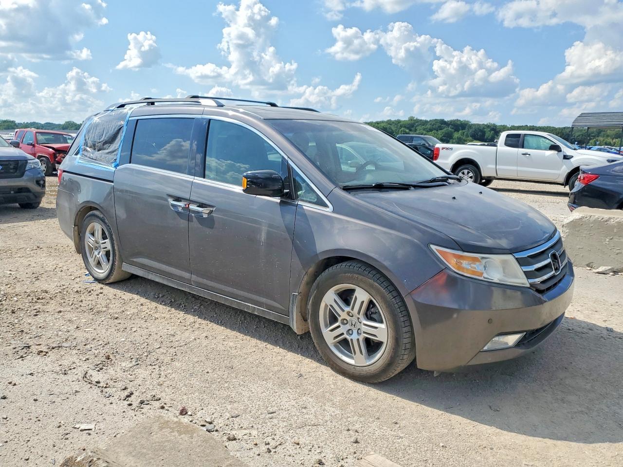 2012 Honda Odyssey Touring - Фото 4