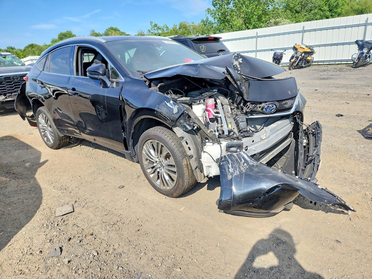 2023 Toyota Venza Xle - Image 4