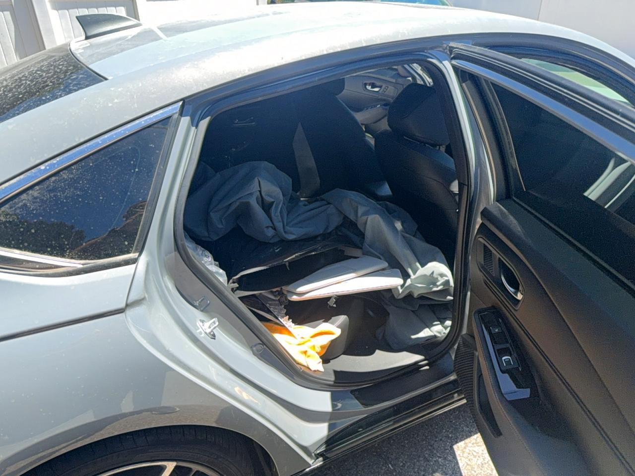 2023 Honda Accord Touring Hybrid - Image 6