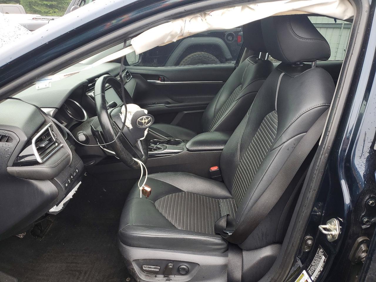 2018 Toyota Camry Se - Image 7