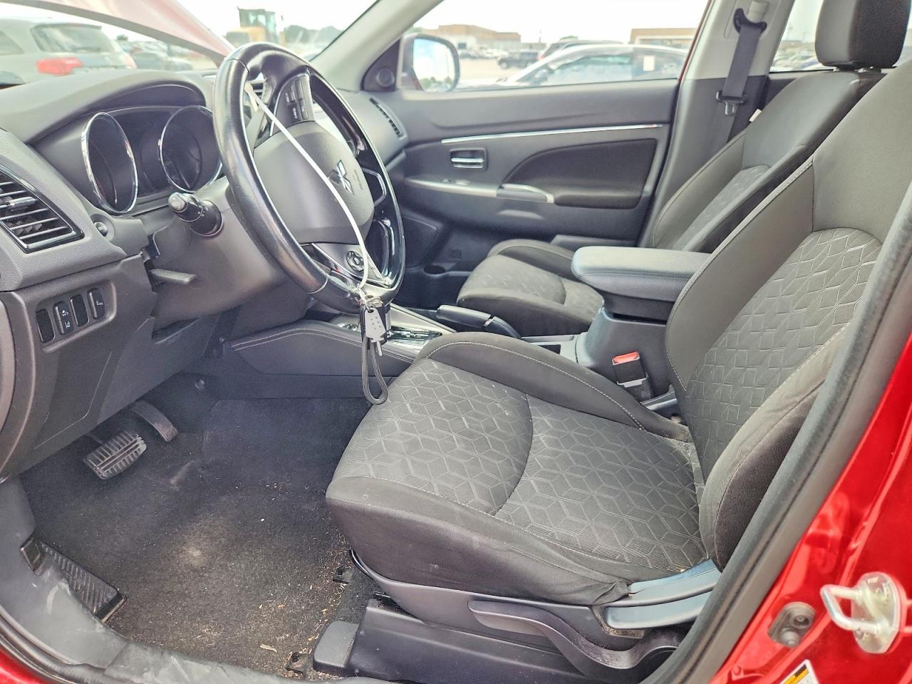 2020 Mitsubishi Outlander Sport Es - Фото 7