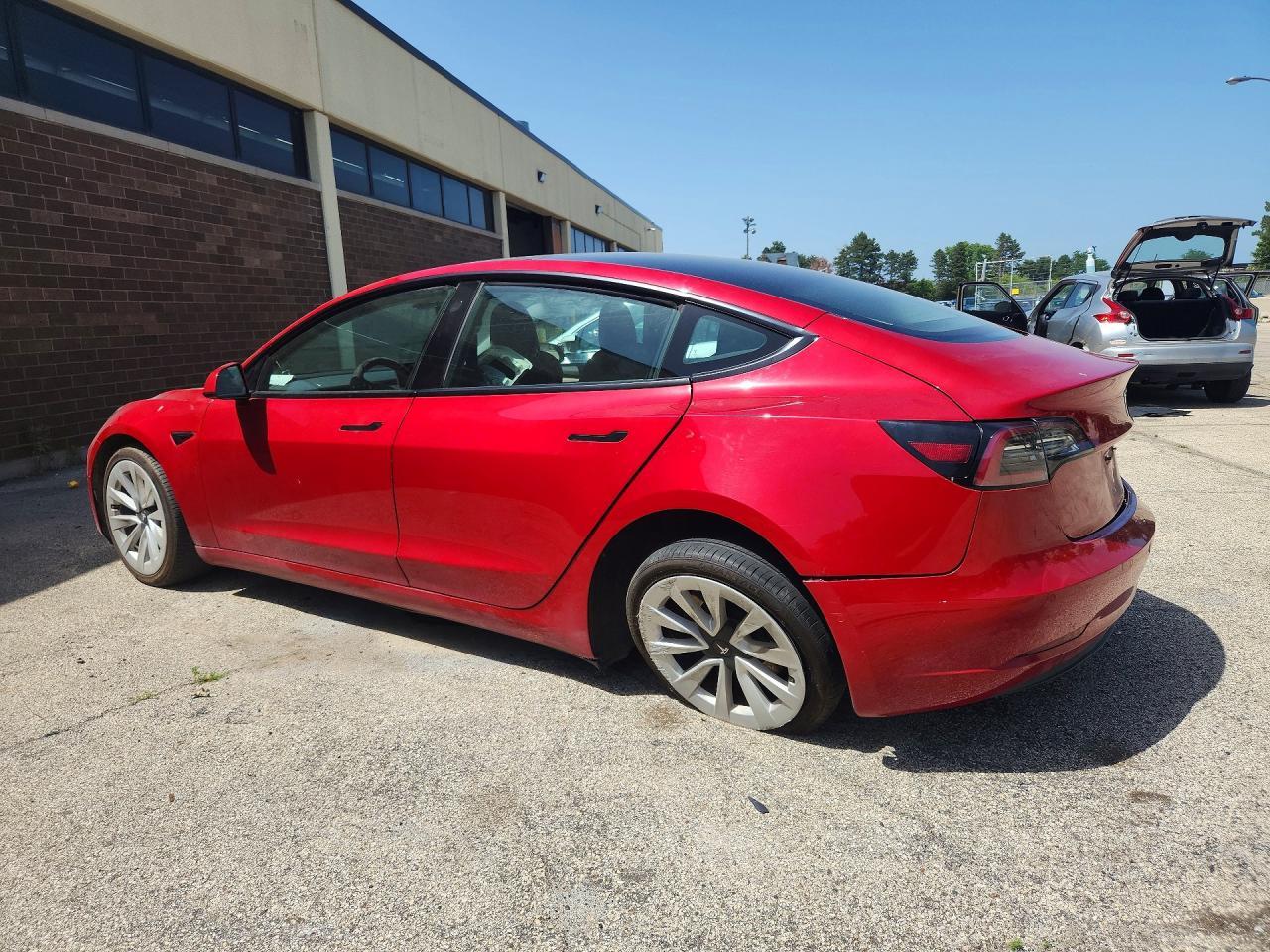 2022 Tesla Model 3 - Image 2