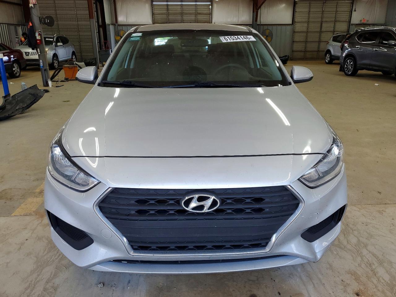 2019 Hyundai Accent Se - Фото 5