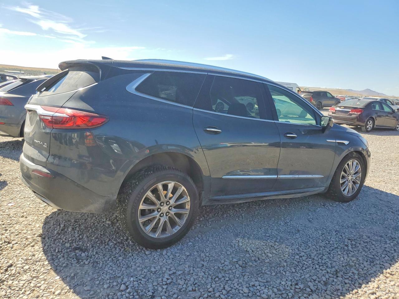 2018 Buick Enclave Essence - Фото 3