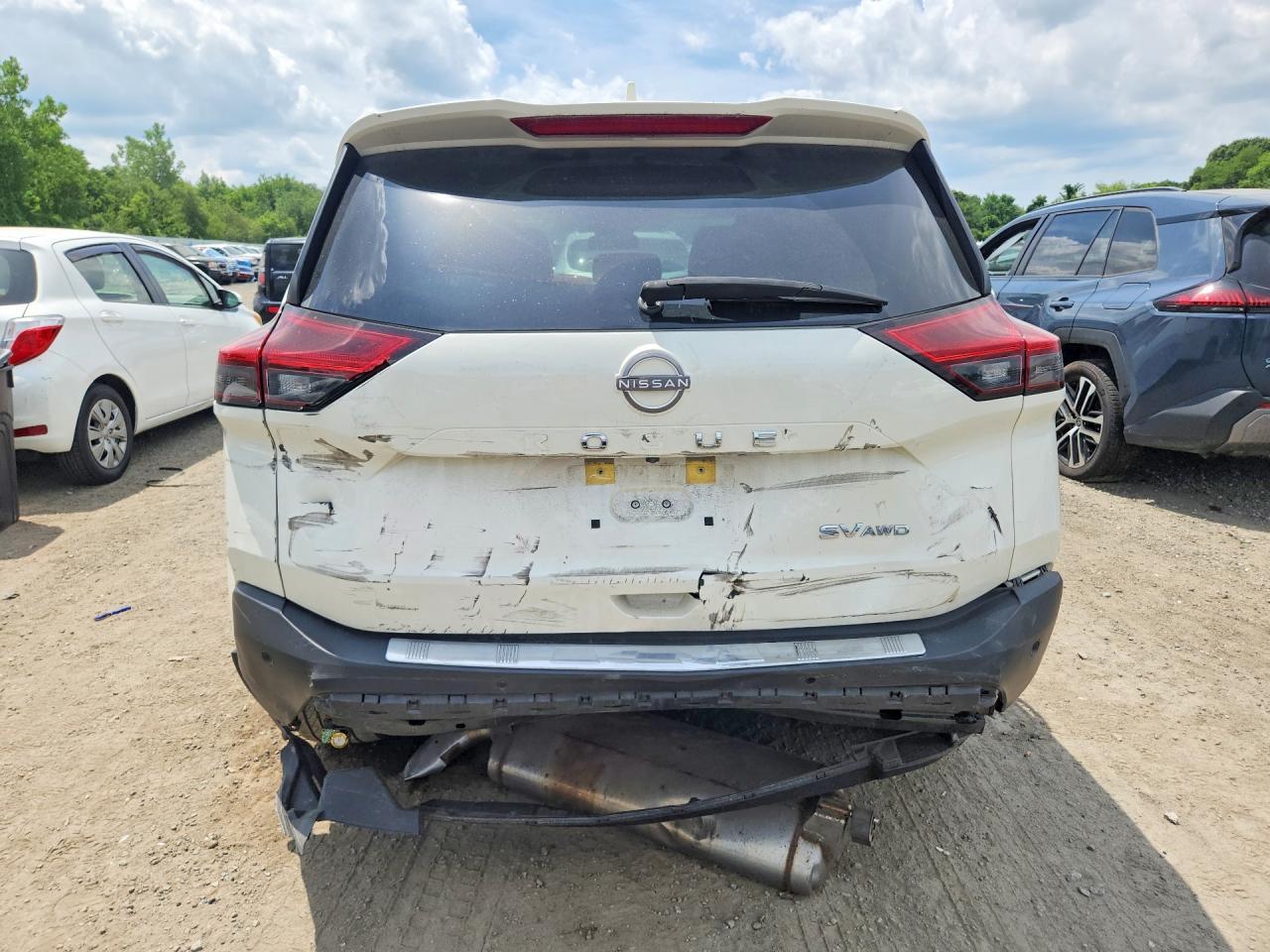 2022 Nissan Rogue Sv - Image 6