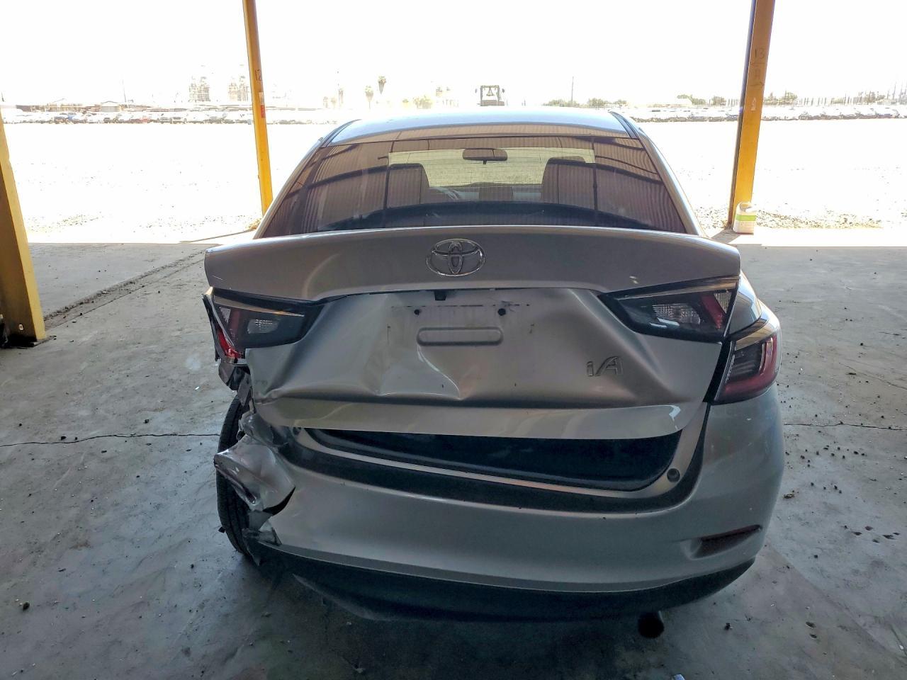 2018 Toyota Yaris Ia - Фото 6