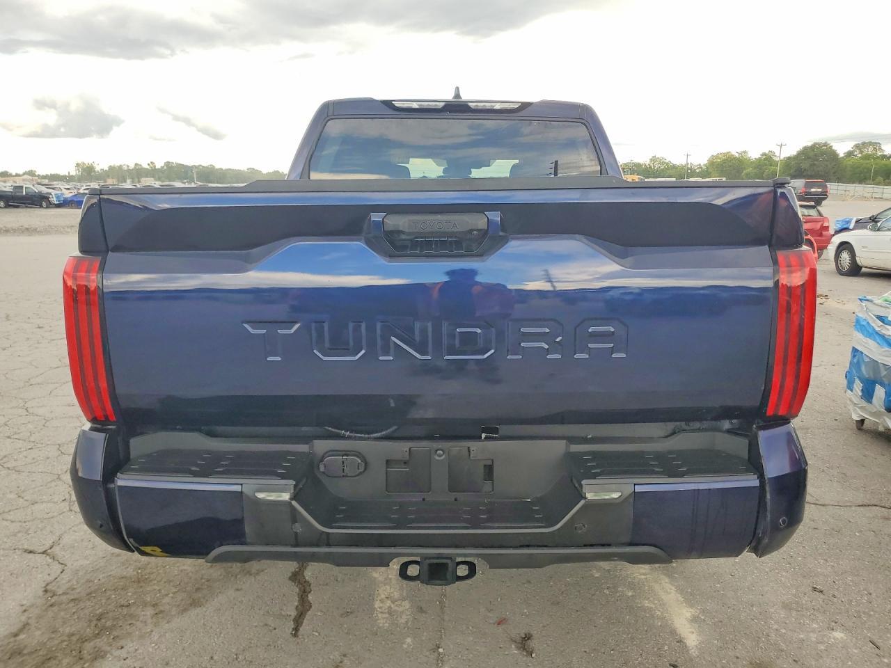 2022 Toyota Tundra Sr5 - Image 6