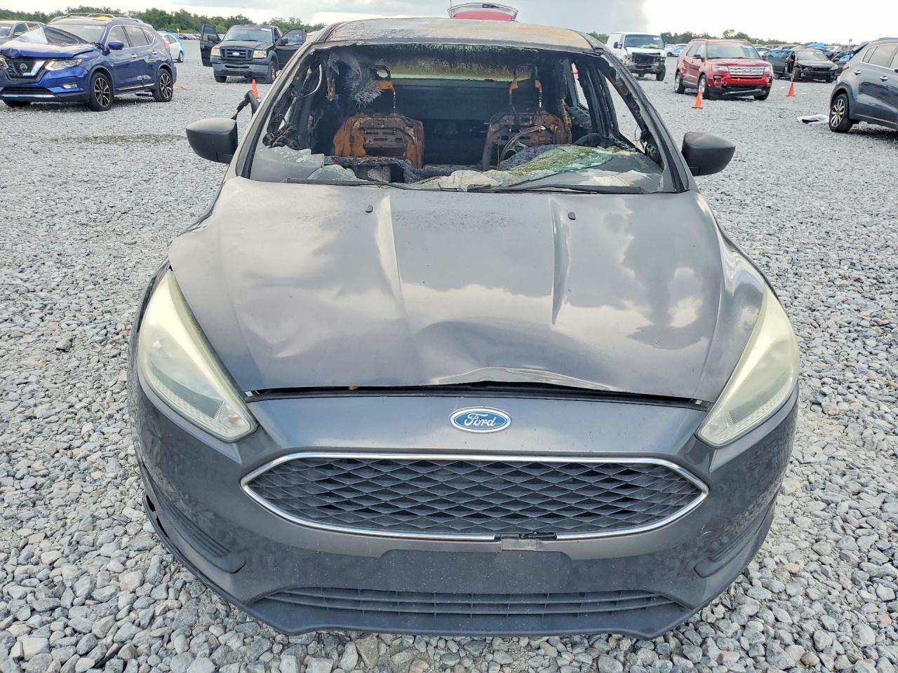 2015 Ford Focus S - Image 5