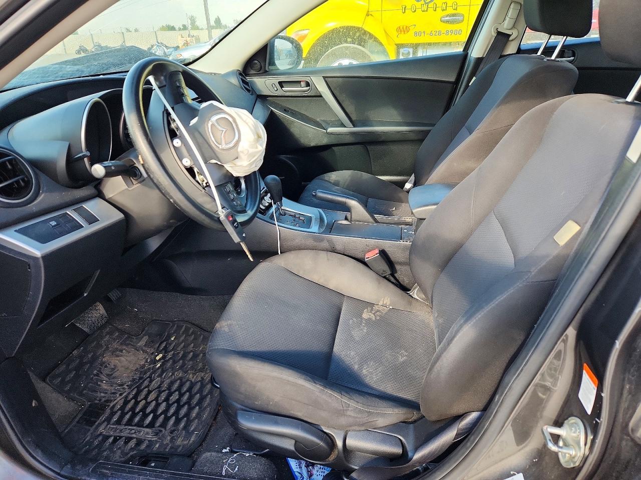 2010 Mazda 3 I - Image 7