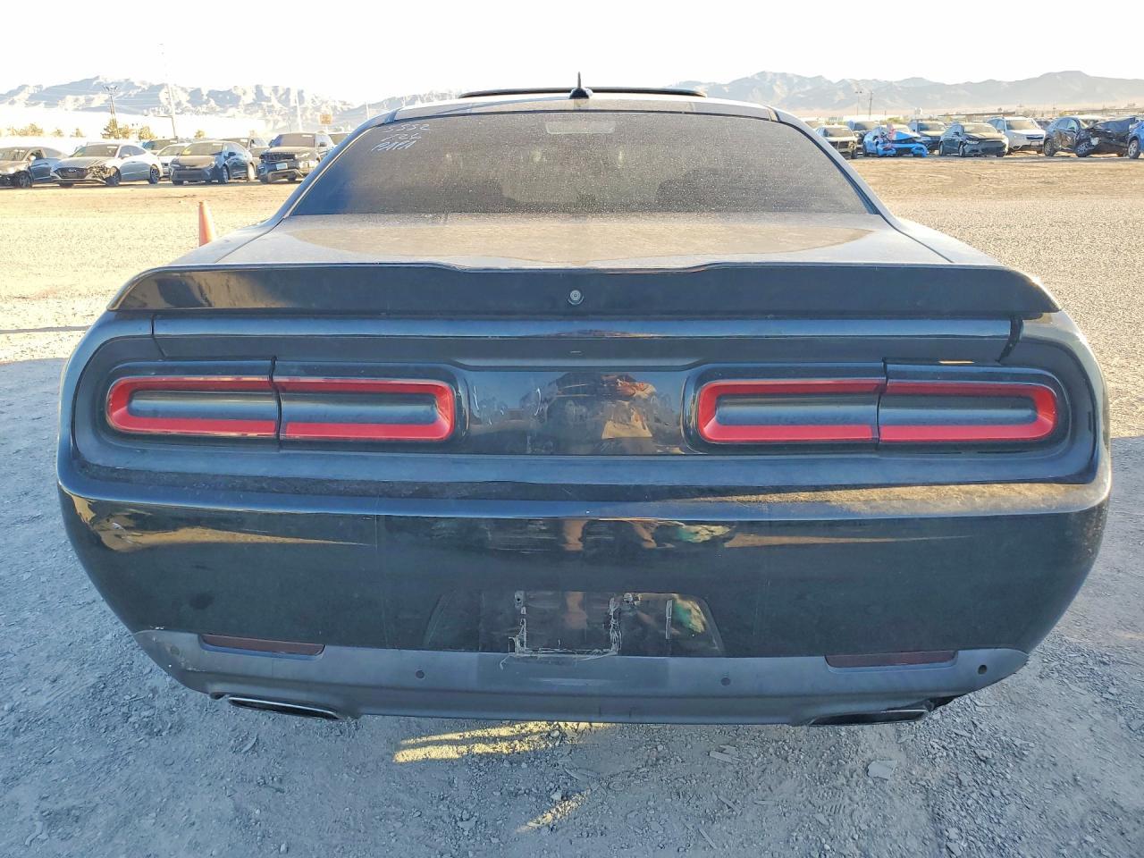 2016 Dodge Challenger Srt 392 - Image 6